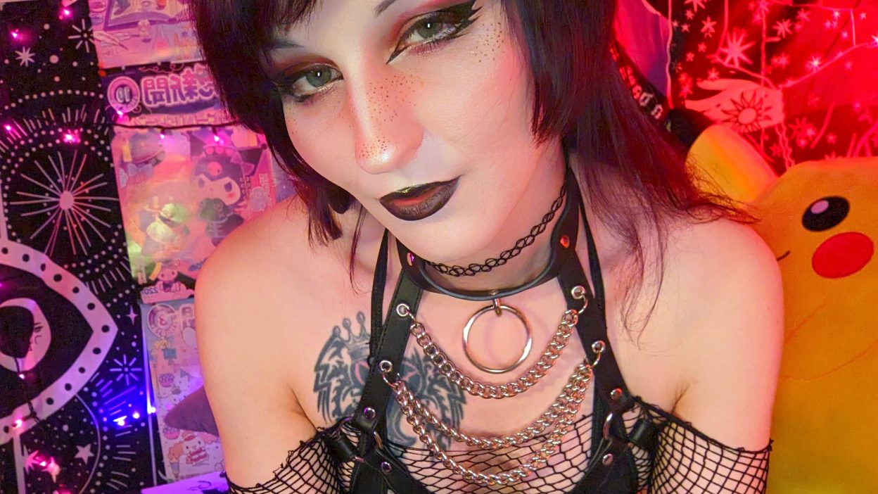 Blackheartsora OnlyFans Profile